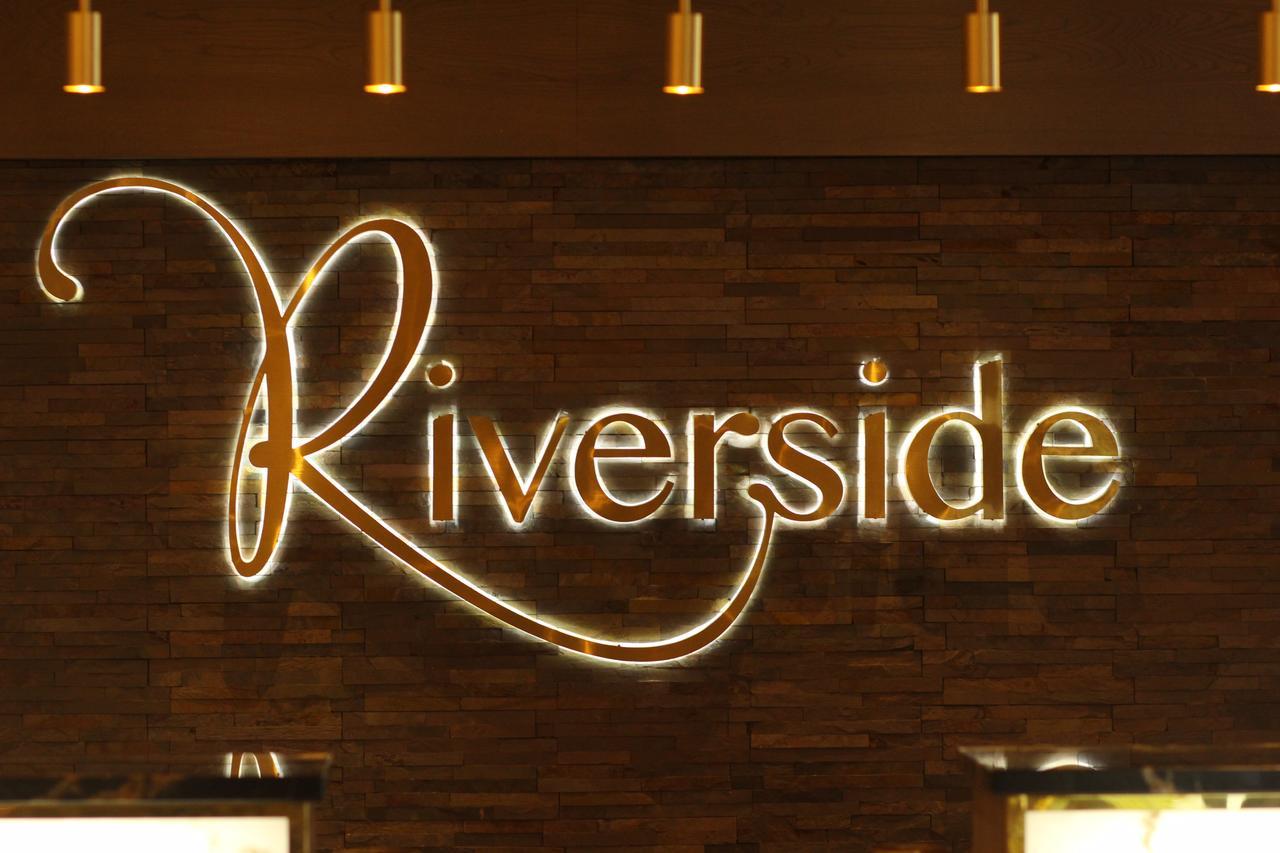 Riverside Lodge Hotel Irvine  Bagian luar foto